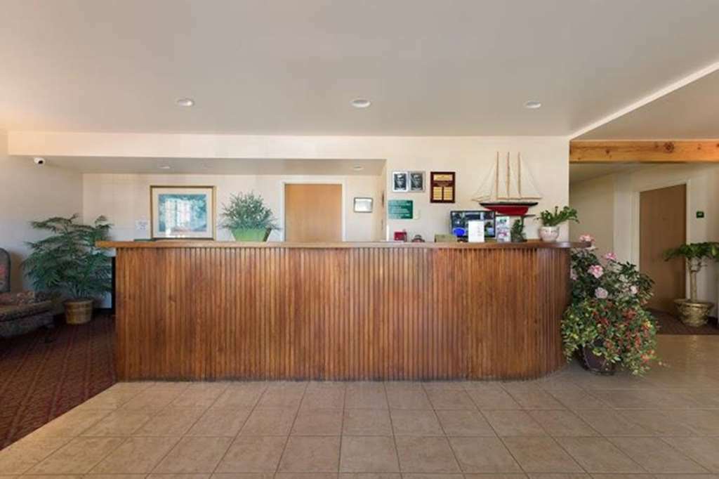 Paradise Inn & Suites At Lincoln City Interior photo